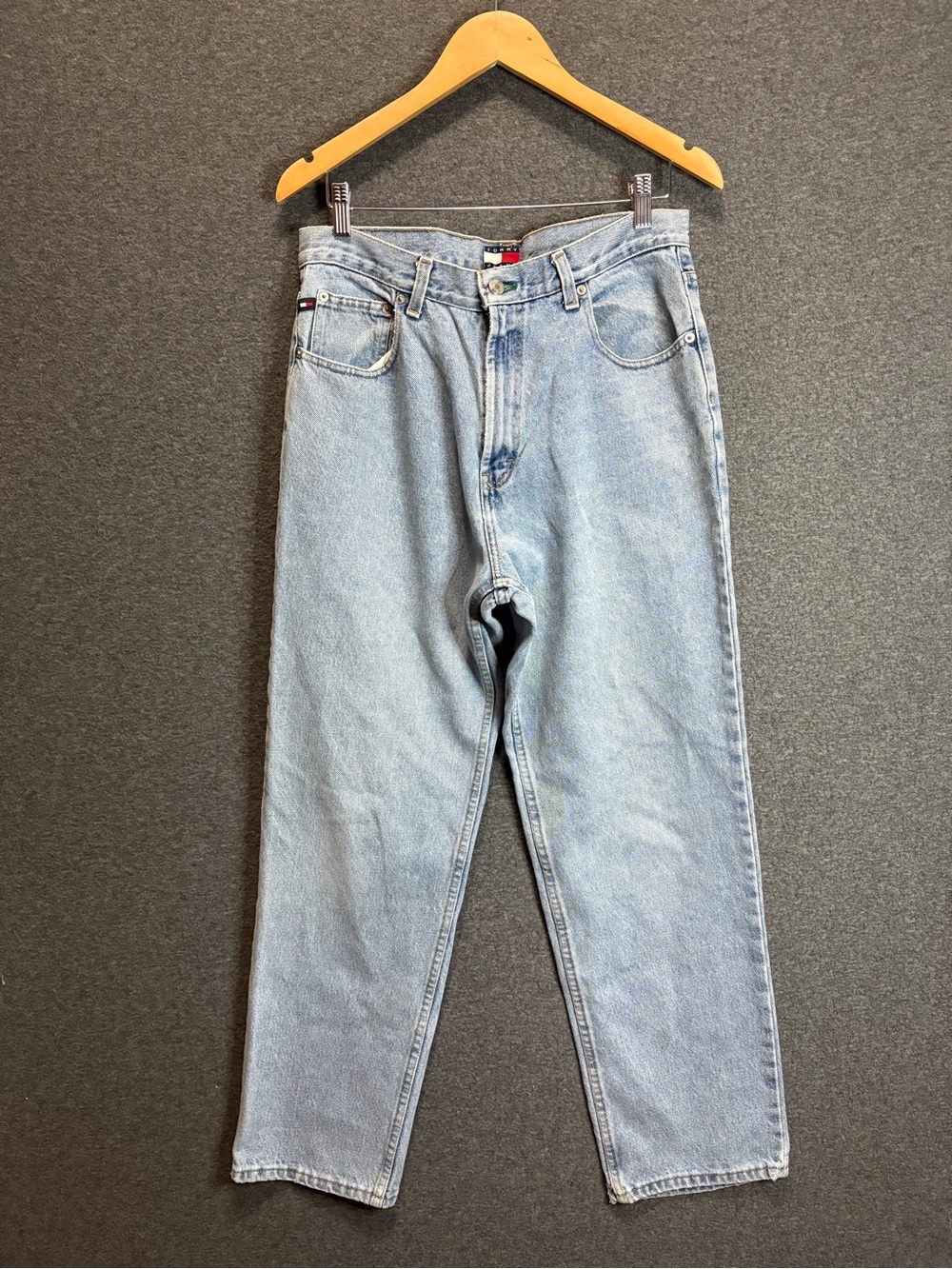Vintagr 90’s/Y2K Tommy Hilfiger Light Blue Denim Jeans with Flag Detail Size 34